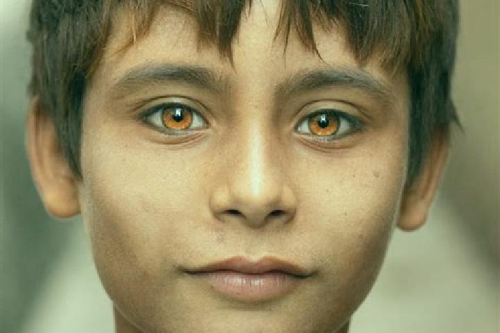 Mila, 32, a chestnut amber-eyed asian companion based in Canillejas. Offering Erotic Massage, Massage, CIM, Domination. Available for incall and outcall, ove...