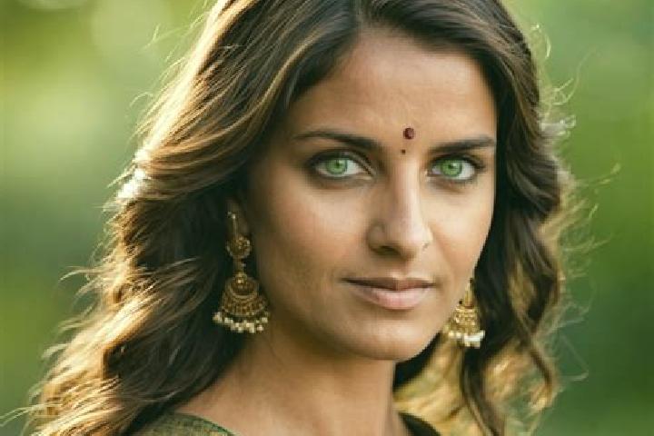 Mila, 32, a chestnut green-eyed indian companion based in Modougou. Offering Roleplay, Tantra, Fetish. Available for incall and outcall, day and evening dates.