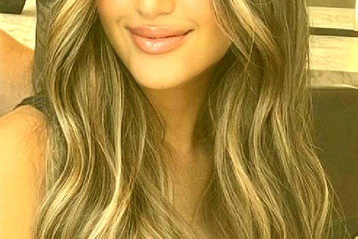 Mila, 32, a dark blonde brown-eyed caribbean companion based in Fal. Offering Deep French Kissing, Fetish, Dinner Date, Erotic Massage, Tantra. Available for...
