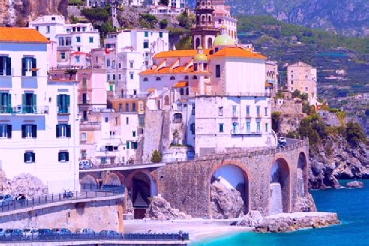 Mila, 32 — Escort in Olza-Fogarole, Italy
