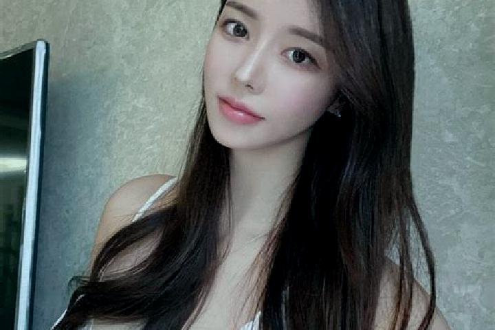 Mila, 32 — Escort in Xiditou, China