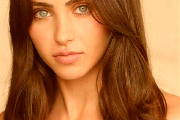 Mila, 33, a auburn brown-eyed latina companion based in Koepingebro. Offering Girlfriend Experience, Duos. Available for incall and outcall, overnight bookin...