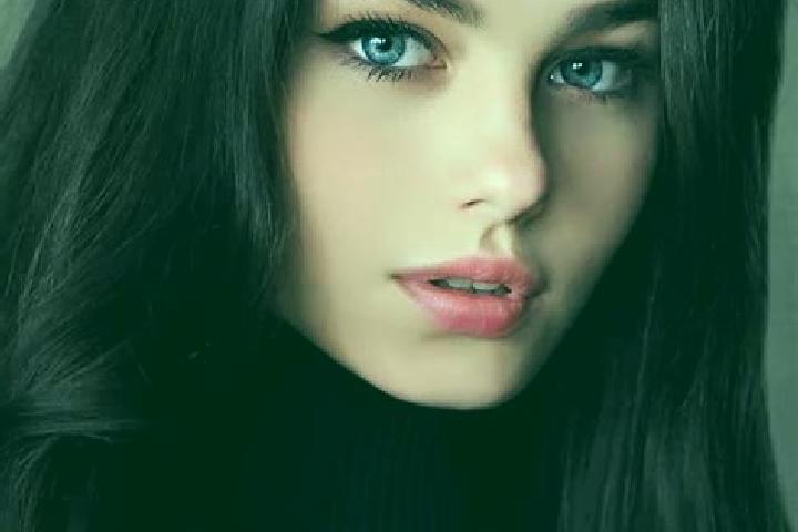 Mila, 33, a black green-eyed caucasian companion based in Lucillos. Offering Party Girl, OWO, Tantra. Available for incall and outcall, day and evening dates.