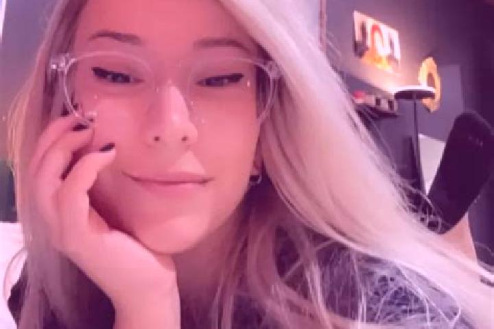 Mila, 33, a blonde grey-eyed caucasian companion based in Beerburrum. Offering OWO, Prostate Massage, Domination, Deep French Kissing, CIM. Available for inc...