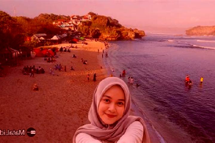 Mila, 33 — Escort in Malausma Kidul, Indonesia