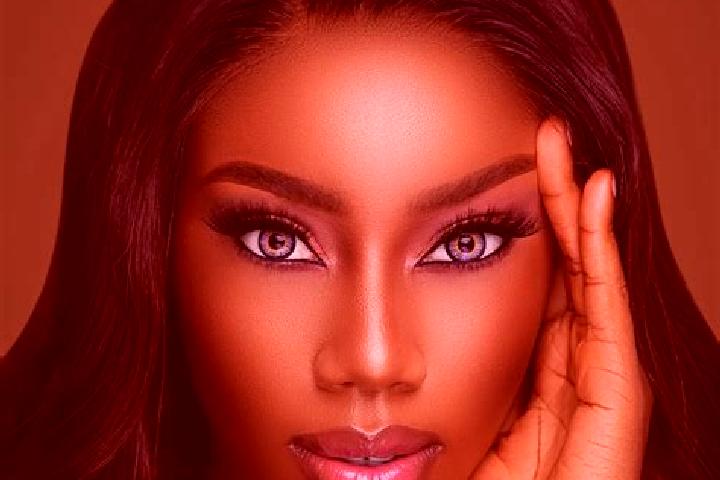 Mila, 34, a auburn blue-eyed ebony companion based in Kist. Offering Overnight, Striptease, Dinner Date. Available for incall and outcall, overnight bookings...