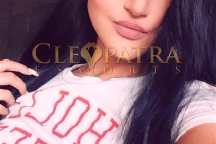 Mila, 34, a black dark-eyed asian companion based in Eshkardasht. Offering OWO, Domination, Tantra, Striptease, Roleplay. Available for incall and outcall, d...