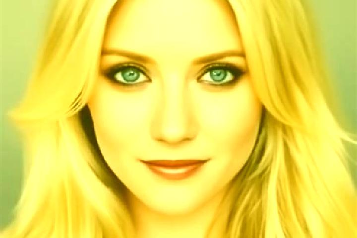 Mila, 34, a blonde dark-eyed caucasian companion based in Pocola. Offering BDSM, Girlfriend Experience, Tantra. Available for incall and outcall, day and eve...