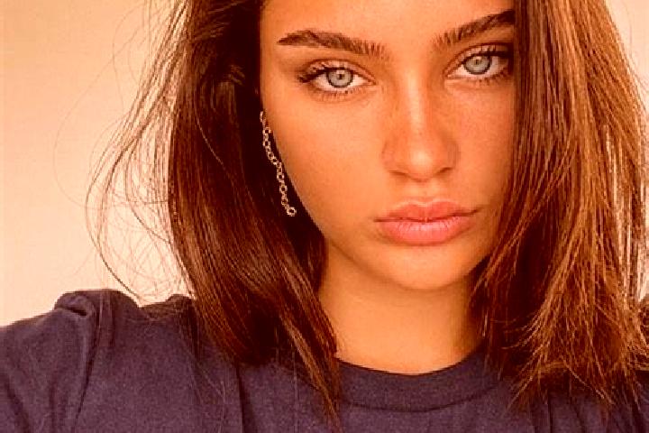 Mila, 34, a brunette dark-eyed caucasian companion based in Bourgodon. Offering Massage, Overnight, Dinner Date, Striptease, Girlfriend Experience. Available...