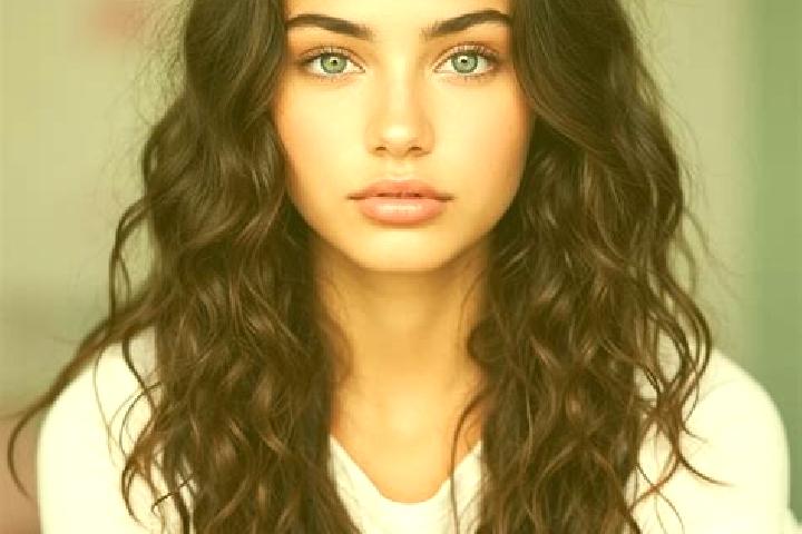 Mila, 34, a brunette grey-eyed mediterranean companion based in Tlamanca de Hernandez. Offering Massage, Couples, Tantra, Travel Companion, Prostate Massage....