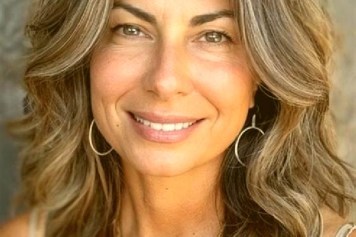 Mila, 34, a brunette grey-eyed mixed companion based in Dolo. Offering Duos, Prostate Massage, 69. Available for incall and outcall, overnight bookings avail...