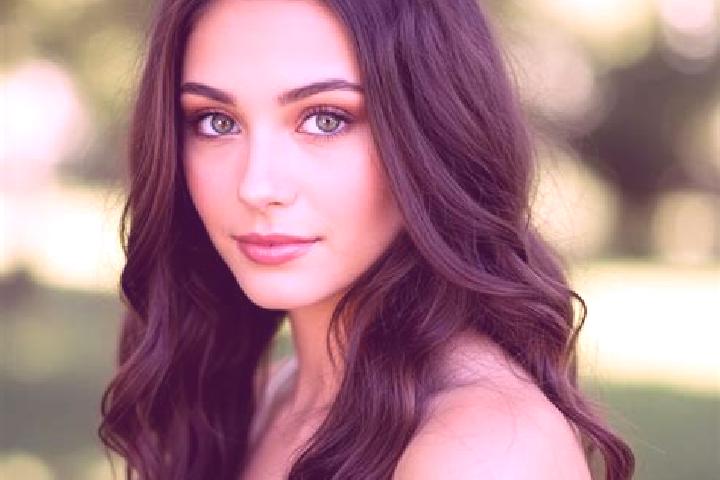 Mila, 34, a brunette hazel-eyed caucasian companion based in Harsova. Offering Prostate Massage, 69, Duos, OWO. Available for incall and outcall, day and eve...
