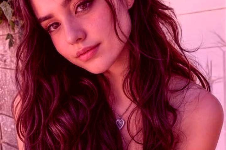 Mila, 35, a auburn hazel-eyed middle eastern companion based in Matupa. Offering Massage, Tantra. Available for incall and outcall, overnight bookings availa...