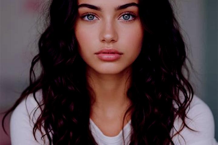 Mila, 35, a blonde amber-eyed mediterranean companion based in Badalasco. Offering Striptease, Deep French Kissing, BDSM. Available for incall and outcall, d...