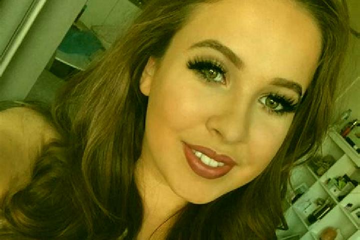 Mila, 35, a dark blonde amber-eyed latina companion based in Cuauhtempan (San Andres Cuauhtempan). Offering Duos, Party Girl. Available for incall and outcal...