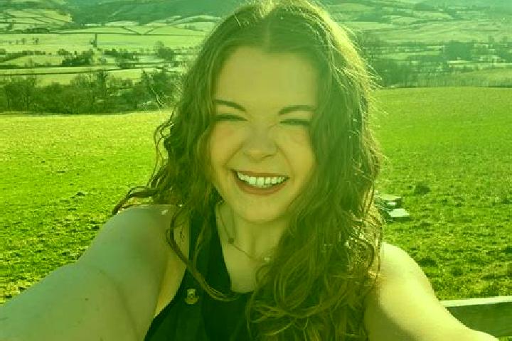 Mila, 35 — Escort in Gwynn, United States