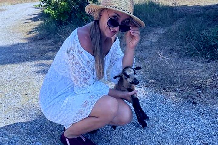 Mila, 35 — Escort in Kalavarda, Greece
