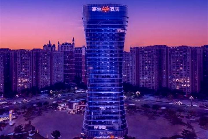 Mila, 35 — Escort in Xindu, China