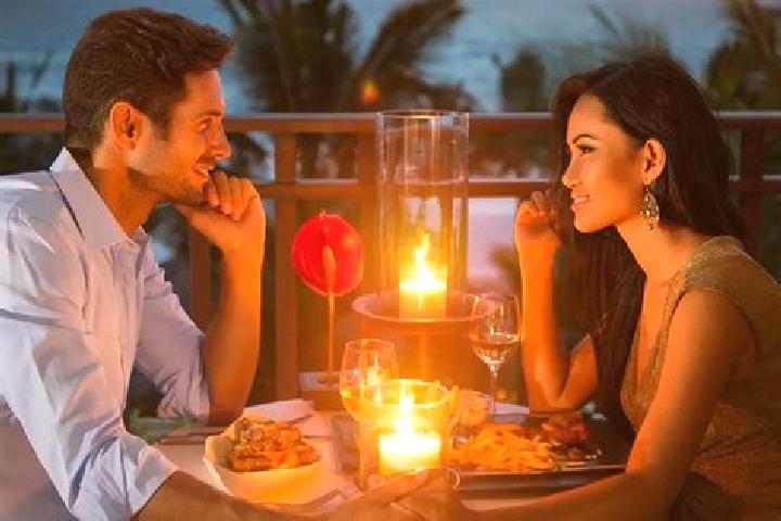 Mila, 36, a black blue-eyed ebony companion based in Targu Bujor. Offering Duos, Couples, Dinner Date. Available for incall and outcall, day and evening dates.