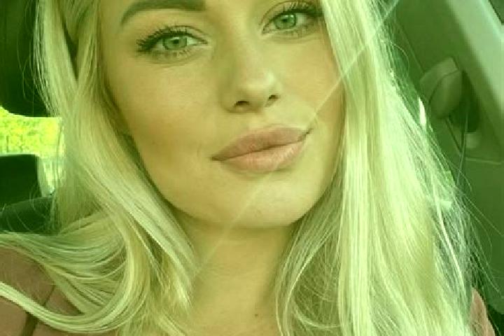 Mila, 36, a blonde hazel-eyed middle eastern companion based in Gifflenga. Offering Dinner Date, A-Level, Domination, Overnight. Available for incall and out...
