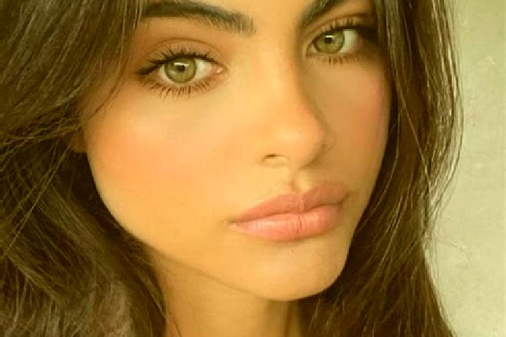 Mila, 36, a red grey-eyed indian companion based in Madronal. Offering Party Girl, GFE, CIM, Striptease. Available for incall and outcall, overnight bookings...
