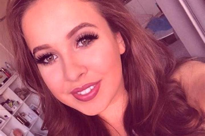 Mila, 37, a auburn amber-eyed caribbean companion based in West Bay. Offering Girlfriend Experience, Overnight, CIM. Available for incall and outcall, overni...