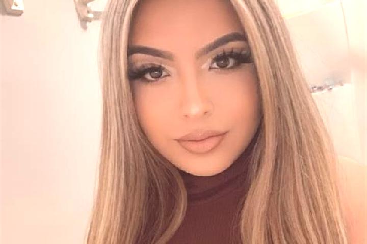 Mila, 37, a blonde grey-eyed latina companion based in Yassicali. Offering OWO, Overnight, Erotic Massage, Party Girl. Available for incall and outcall, day ...