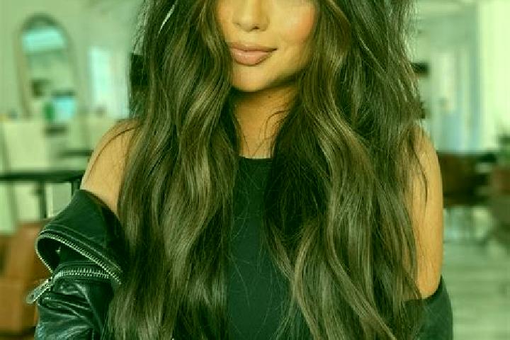 Mila, 37, a brunette dark-eyed caribbean companion based in Baselice. Offering Striptease, Prostate Massage. Available for incall and outcall, day and evenin...