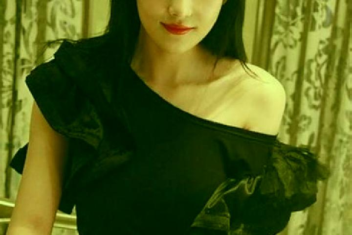 Mila, 38, a black grey-eyed asian companion based in Sogamoso. Offering A-Level, Roleplay, Party Girl. Available for incall and outcall, day and evening dates.
