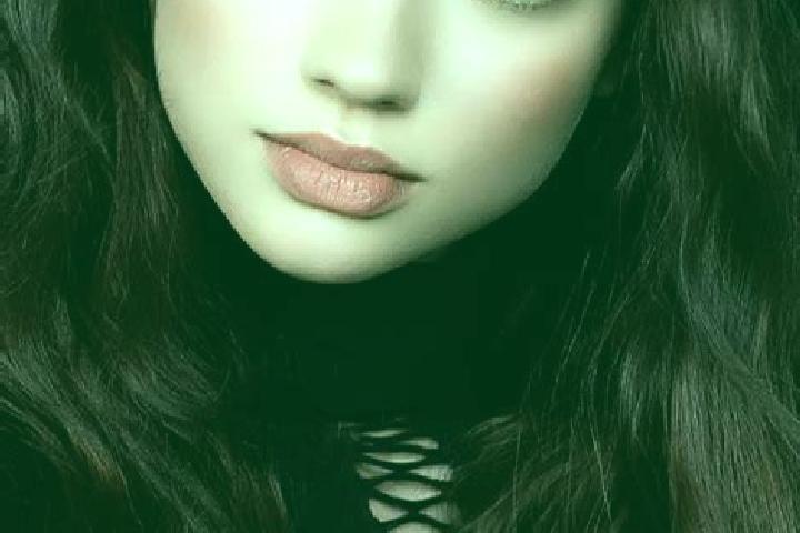 Mila, 38, a brunette dark-eyed middle eastern companion based in Tarabai. Offering Party Girl, Striptease, GFE, Couples, CIM. Available for incall and outcal...