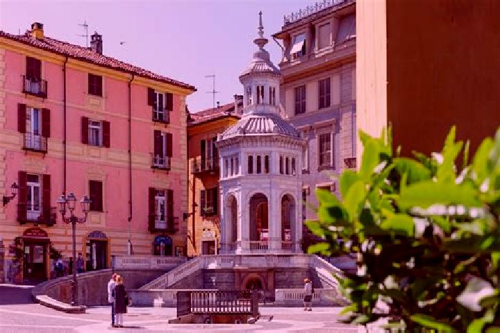 Mila, 38 — Escort in Belforte Monferrato, Italy
