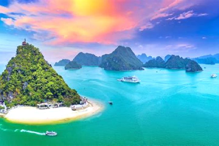 Mila, 38 — Escort in Huong Tra, Vietnam