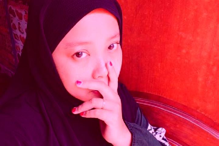 Mila, 38 — Escort in Jambearum, Indonesia