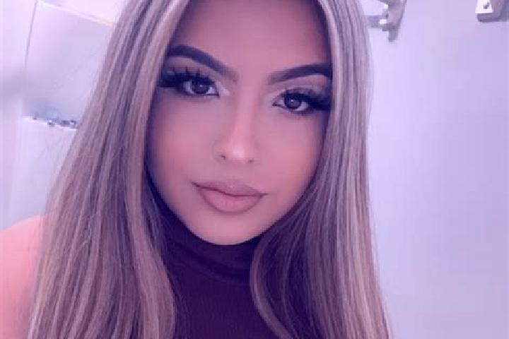 Mila, 39, a blonde grey-eyed latina companion based in Chantonnay. Offering BDSM, Domination, Party Girl, OWO. Available for incall and outcall, overnight bo...