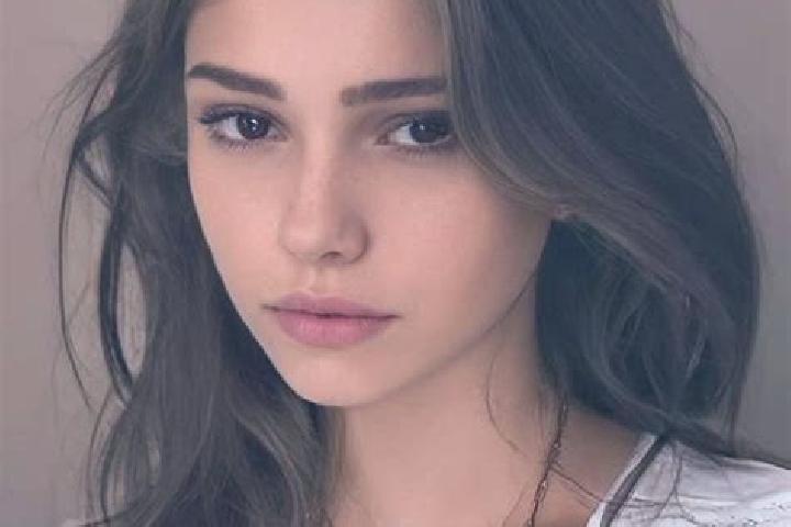 Mila, 39, a chestnut hazel-eyed slavic companion based in Ano Komi. Offering Overnight, Fetish, OWO. Available for incall and outcall, overnight bookings ava...