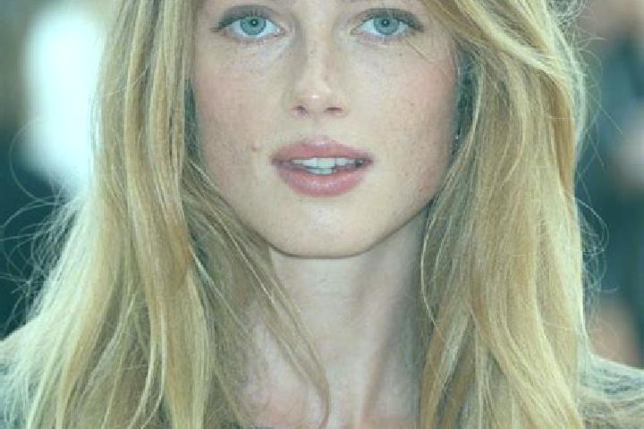 Mila, 39, a dark blonde blue-eyed caucasian companion based in La Trinite-du-Mont. Offering Tantra, CIM, 69, Fetish, Duos. Available for incall and outcall, ...