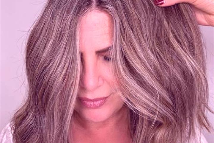 Mila, 39, a dark blonde grey-eyed indian companion based in Bada Malhera. Offering Striptease, Travel Companion, Massage, Party Girl. Available for incall an...