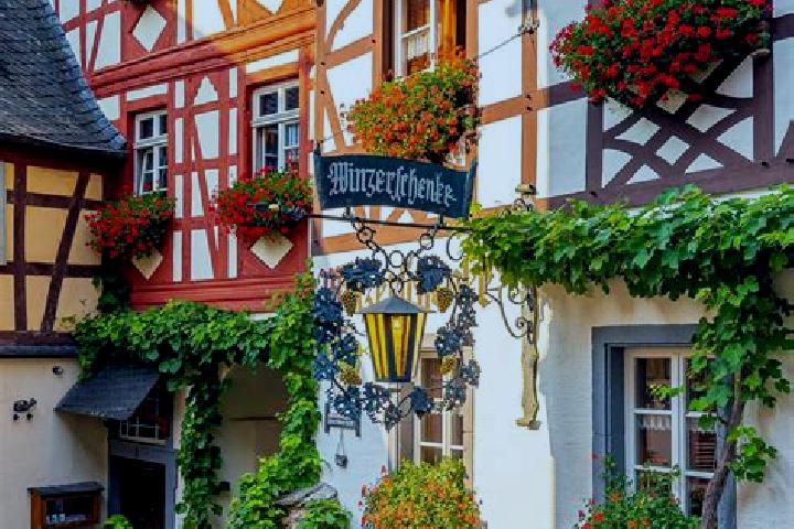 Mila, 39 — Escort in Reichenbach/Vogtland, Germany