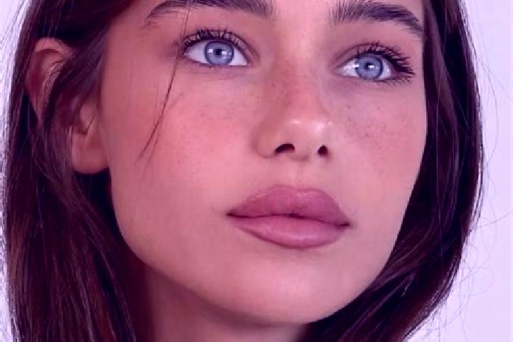 Naomi, 20, a brunette grey-eyed caribbean companion based in Westworth. Offering Overnight, Domination, Erotic Massage. Available for incall and outcall, ove...
