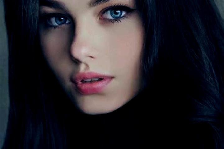 Naomi, 20, a brunette grey-eyed slavic companion based in Calvi Risorta. Offering A-Level, Prostate Massage, Fetish. Available for incall and outcall, day an...