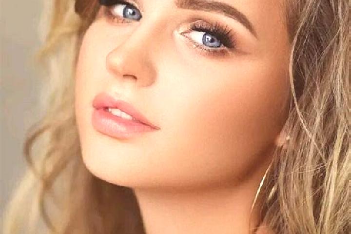 Naomi, 20, a dark blonde blue-eyed caribbean companion based in Slavkov pod Hostynem. Offering Duos, Prostate Massage, BDSM. Available for incall and outcall...