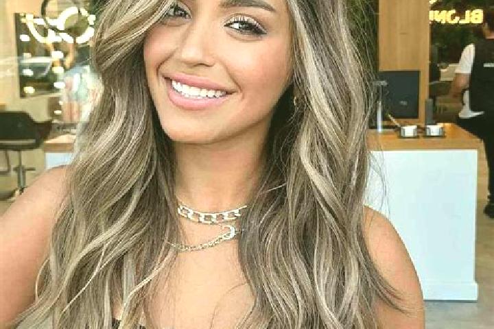 Naomi, 20, a dark blonde brown-eyed middle eastern companion based in Matesti. Offering GFE, 69, Striptease. Available for incall and outcall, overnight book...