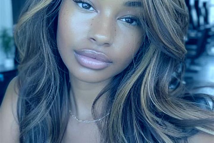 Naomi, 20, a dark blonde hazel-eyed mixed companion based in Demydivka. Offering Overnight, CIM, Domination, GFE. Available for incall and outcall, overnight...