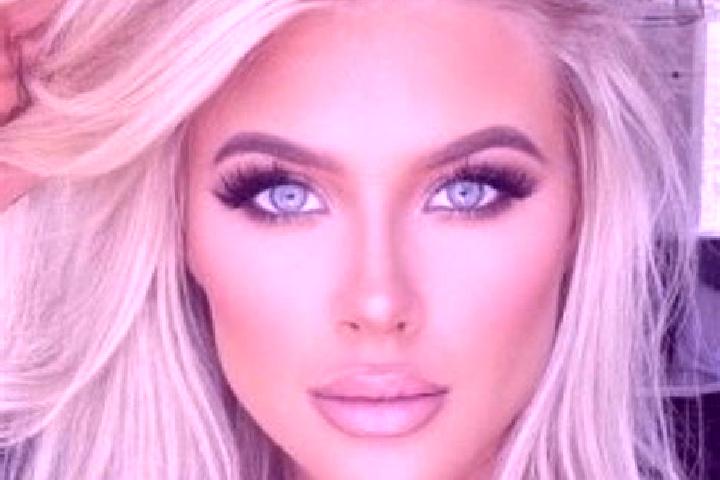 Naomi, 20, a platinum blonde dark-eyed caribbean companion based in Newtonmore. Offering CIM, Striptease, Erotic Massage, Travel Companion, A-Level. Availabl...