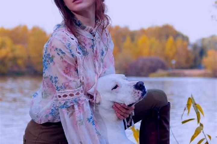 Naomi, 20 — Escort in Voznesenskaya, Russia