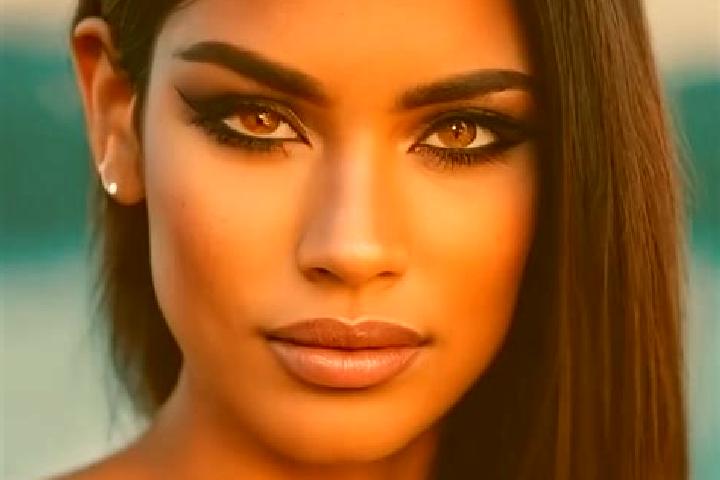 Naomi, 21, a auburn brown-eyed latina companion based in Sampagar. Offering A-Level, Party Girl, Massage, GFE, Roleplay. Available for incall and outcall, ov...