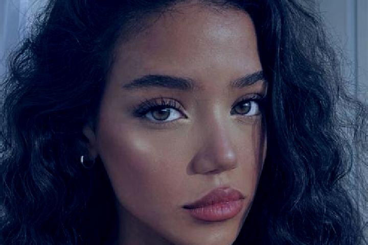 Naomi, 21, a black brown-eyed european companion based in Runenberg. Offering A-Level, Party Girl, 69, Couples. Available for incall and outcall, overnight b...