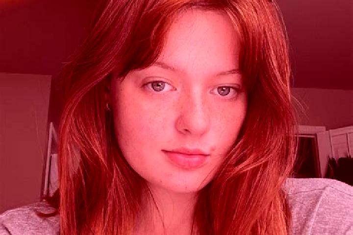 Naomi, 21, a chestnut grey-eyed mediterranean companion based in Ala dei Sardi. Offering BDSM, Fetish, Massage. Available for incall and outcall, overnight b...
