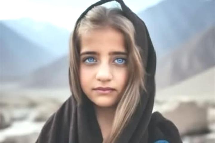 Naomi, 21, a dark blonde amber-eyed middle eastern companion based in Santa Mercedes. Offering BDSM, Party Girl. Available for incall and outcall, overnight ...