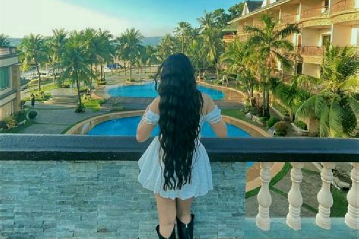 Naomi, 21 — Escort in Cortes, Philippines